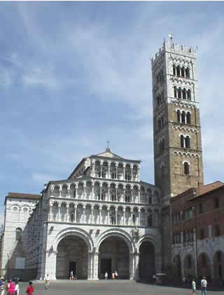 Lucca Toscana